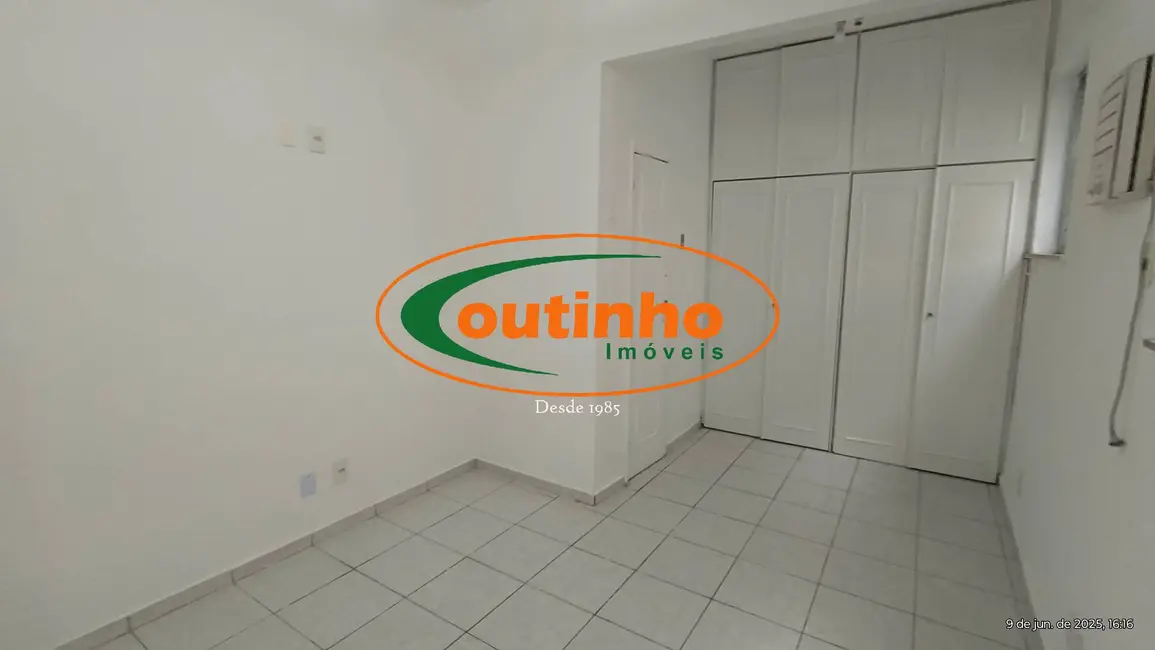 Foto 6 de Apartamento com 2 quartos à venda, 80m2 em Grajaú, Rio De Janeiro - RJ