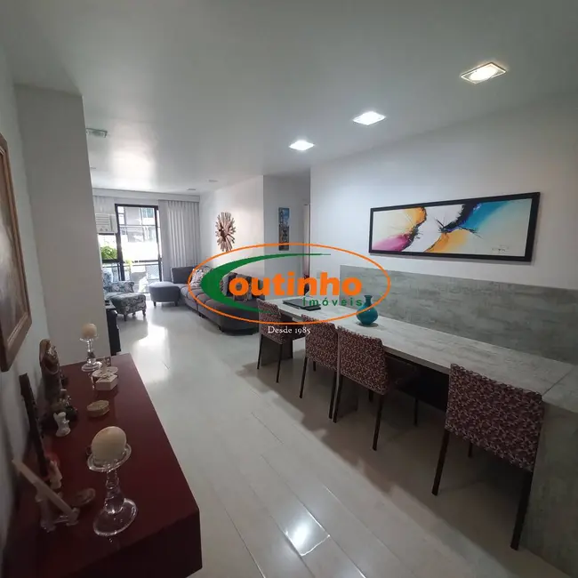 Apartamento com 2 quartos à venda, 87m2 em Tijuca, Rio De Janeiro - RJ - imagem 9 Foto 9 de Apartamento com 2 quartos à venda, 87m2 em Tijuca, Rio De Janeiro - RJ