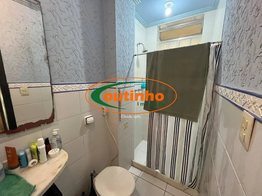 Apartamento com 2 quartos à venda, 74m2 em Tijuca, Rio De Janeiro - RJ - imagem 9 Foto 9 de Apartamento com 2 quartos à venda, 74m2 em Tijuca, Rio De Janeiro - RJ