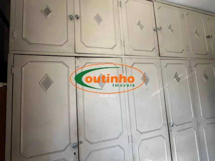 Apartamento com 2 quartos à venda, 60m2 em Tijuca, Rio De Janeiro - RJ - imagem 8 Foto 8 de Apartamento com 2 quartos à venda, 60m2 em Tijuca, Rio De Janeiro - RJ