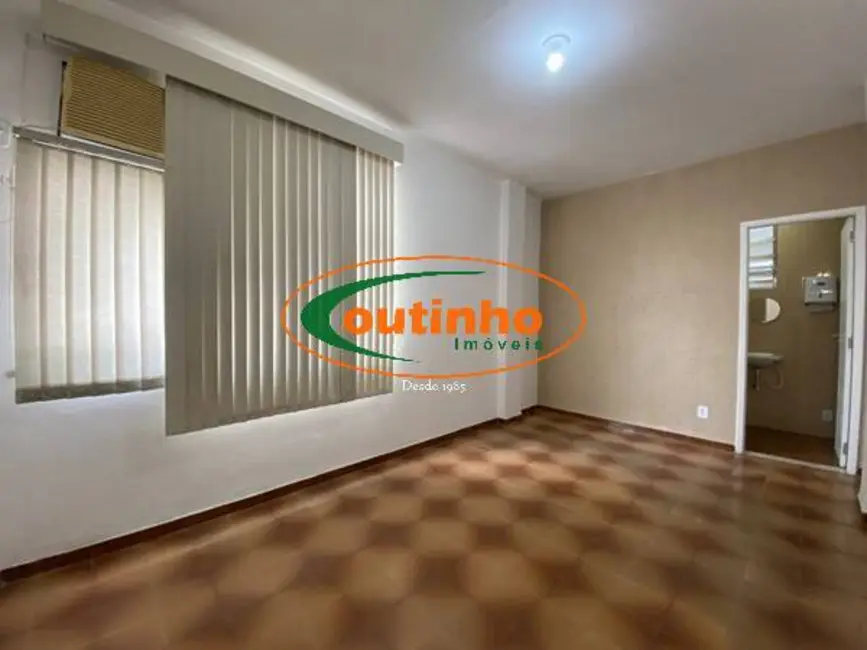 Foto 4 de Sala Comercial à venda, 19m2 em Tijuca, Rio De Janeiro - RJ