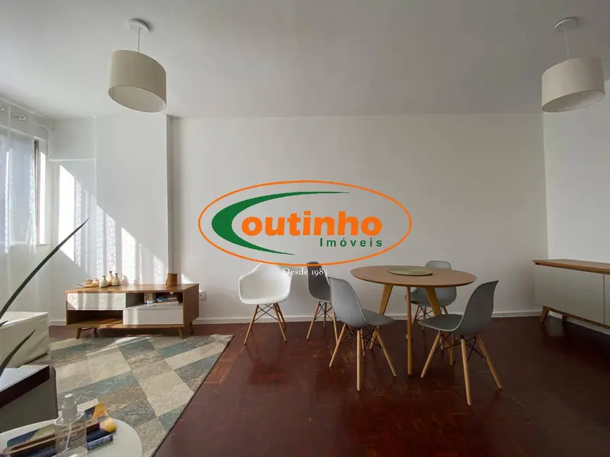 Apartamento com 3 quartos à venda, 83m2 em Tijuca, Rio De Janeiro - RJ - imagem 4 Foto 4 de Apartamento com 3 quartos à venda, 83m2 em Tijuca, Rio De Janeiro - RJ