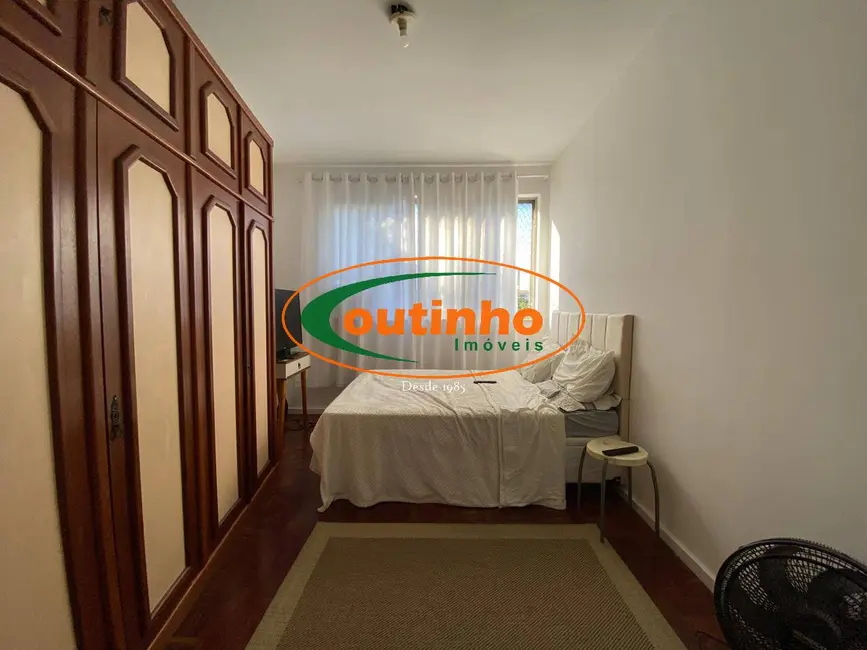 Apartamento com 3 quartos à venda, 83m2 em Tijuca, Rio De Janeiro - RJ - imagem 9 Foto 9 de Apartamento com 3 quartos à venda, 83m2 em Tijuca, Rio De Janeiro - RJ