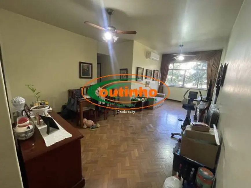 Apartamento com 3 quartos à venda, 100m2 em Tijuca, Rio De Janeiro - RJ - imagem 3 Foto 3 de Apartamento com 3 quartos à venda, 100m2 em Tijuca, Rio De Janeiro - RJ