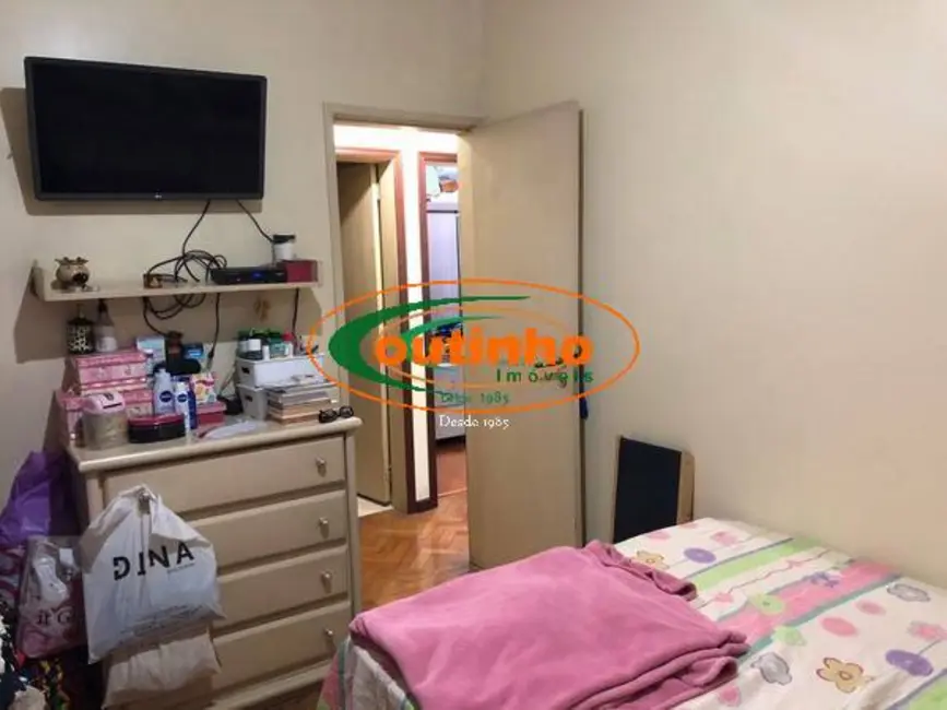 Apartamento com 3 quartos à venda, 100m2 em Tijuca, Rio De Janeiro - RJ - imagem 6 Foto 6 de Apartamento com 3 quartos à venda, 100m2 em Tijuca, Rio De Janeiro - RJ