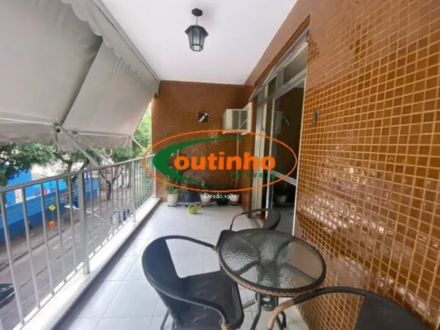 Foto 2 de Apartamento com 2 quartos à venda, 83m2 em Tijuca, Rio De Janeiro - RJ