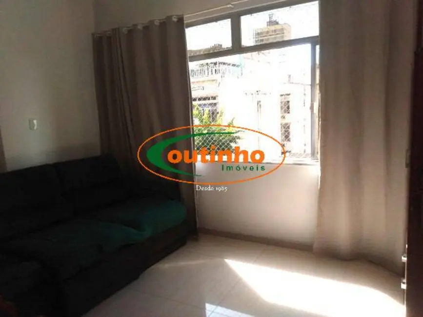 Foto 2 de Apartamento com 2 quartos à venda, 75m2 em Tijuca, Rio De Janeiro - RJ
