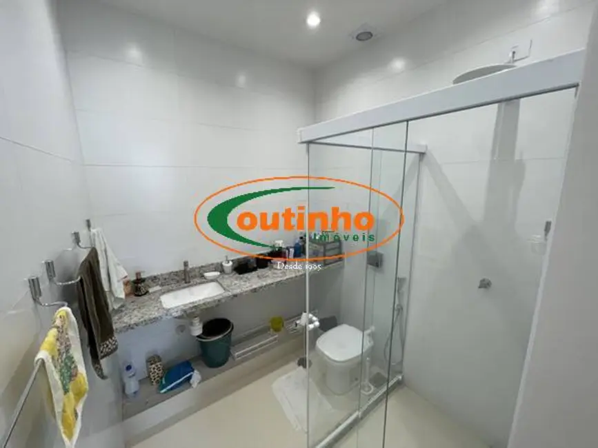 Foto 9 de Apartamento com 2 quartos à venda, 67m2 em Tijuca, Rio De Janeiro - RJ