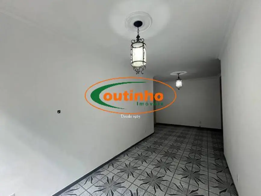 Apartamento com 3 quartos à venda, 99m2 em Tijuca, Rio De Janeiro - RJ - imagem 3 Foto 3 de Apartamento com 3 quartos à venda, 99m2 em Tijuca, Rio De Janeiro - RJ