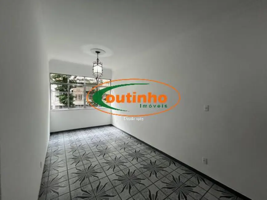 Apartamento com 3 quartos à venda, 99m2 em Tijuca, Rio De Janeiro - RJ - imagem 2 Foto 2 de Apartamento com 3 quartos à venda, 99m2 em Tijuca, Rio De Janeiro - RJ