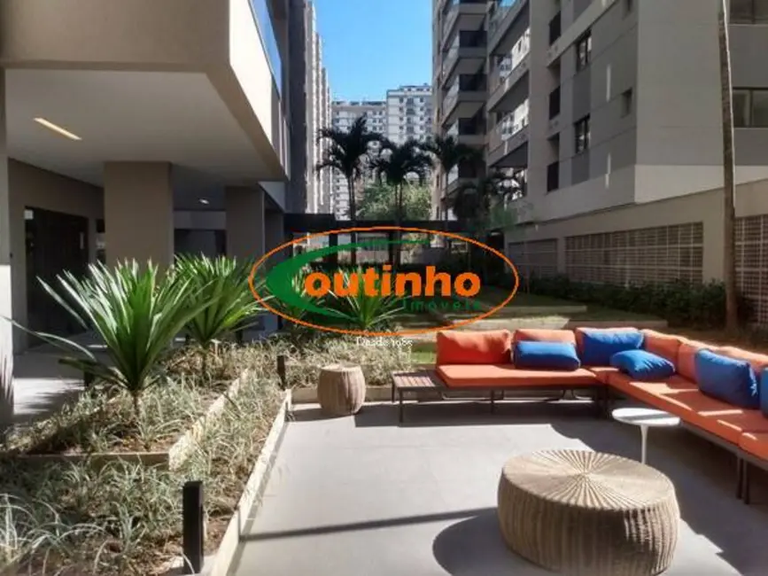 Apartamento com 3 quartos à venda, 90m2 em Tijuca, Rio De Janeiro - RJ - imagem 5 Foto 5 de Apartamento com 3 quartos à venda, 90m2 em Tijuca, Rio De Janeiro - RJ