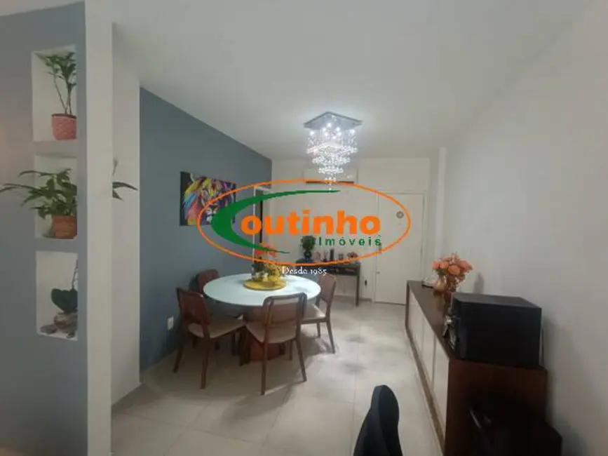 Foto 2 de Apartamento com 3 quartos à venda, 98m2 em Tijuca, Rio De Janeiro - RJ