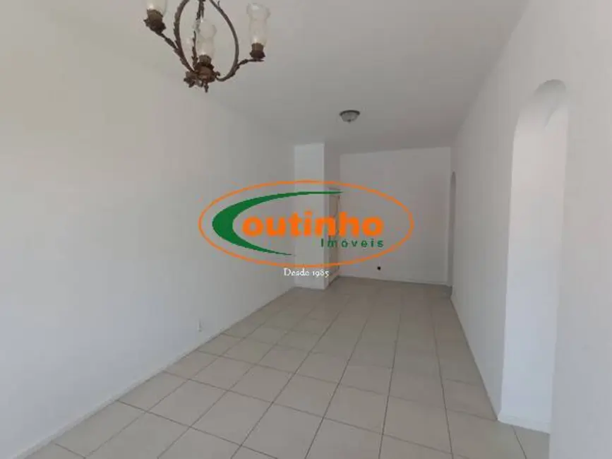 Foto 2 de Apartamento com 3 quartos à venda, 90m2 em Tijuca, Rio De Janeiro - RJ