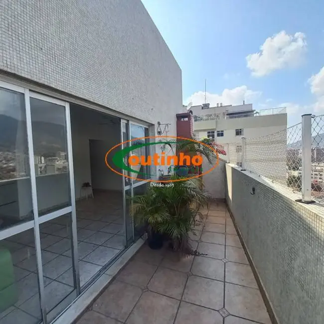 Cobertura com 3 quartos à venda, 106m2 em Grajaú, Rio De Janeiro - RJ - imagem 4 Foto 4 de Cobertura com 3 quartos à venda, 106m2 em Grajaú, Rio De Janeiro - RJ