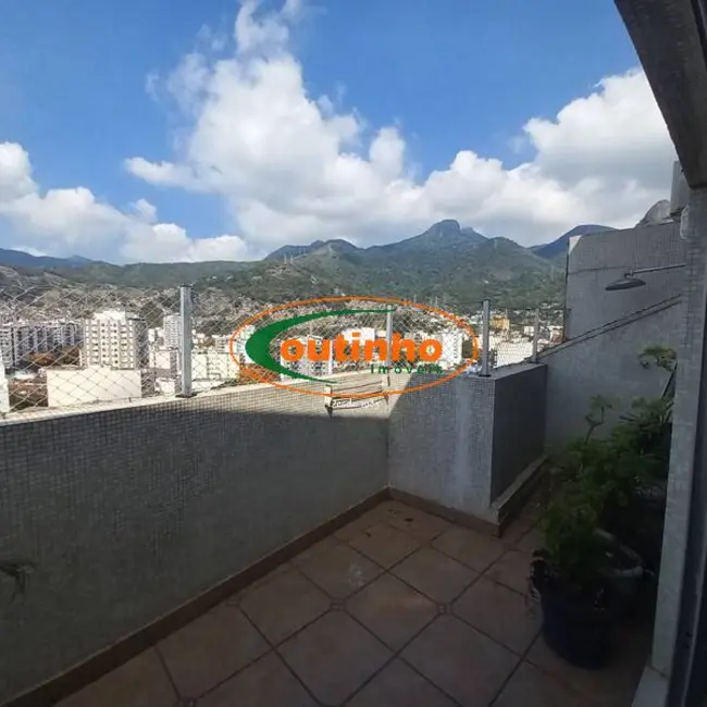 Cobertura com 3 quartos à venda, 106m2 em Grajaú, Rio De Janeiro - RJ - imagem 3 Foto 3 de Cobertura com 3 quartos à venda, 106m2 em Grajaú, Rio De Janeiro - RJ