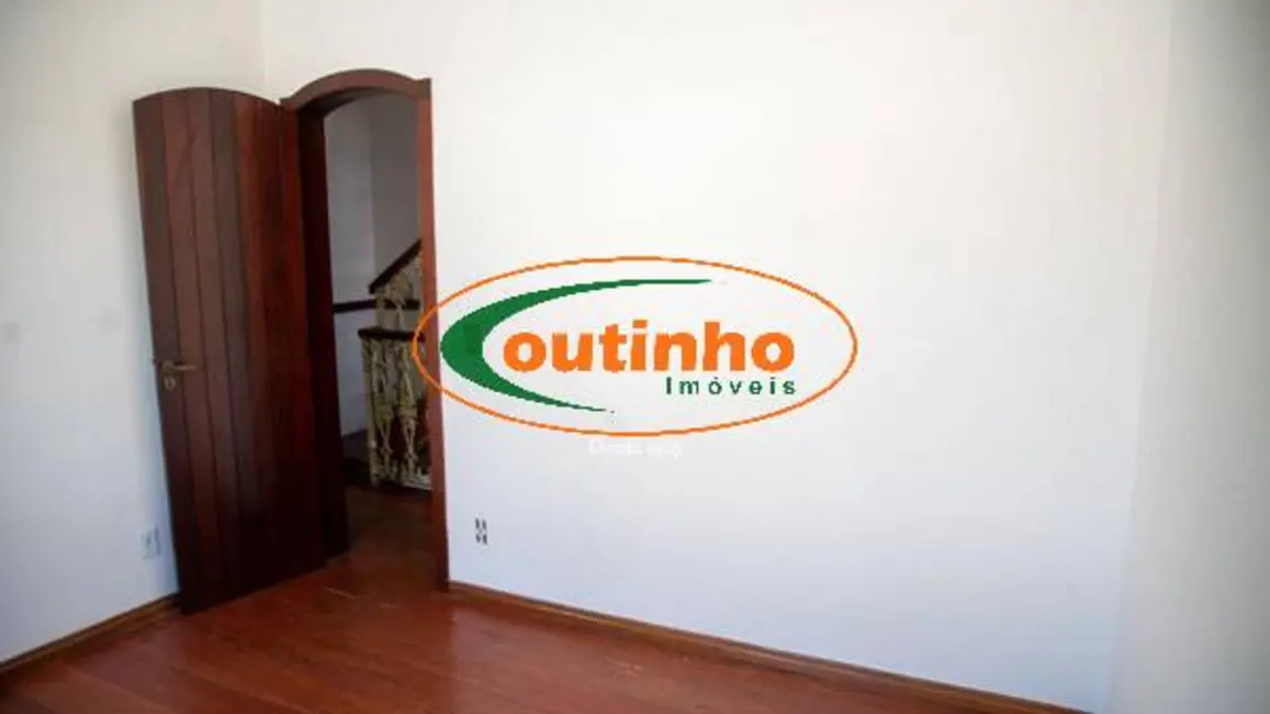 Foto 9 de Casa com 4 quartos à venda, 242m2 em Tijuca, Rio De Janeiro - RJ