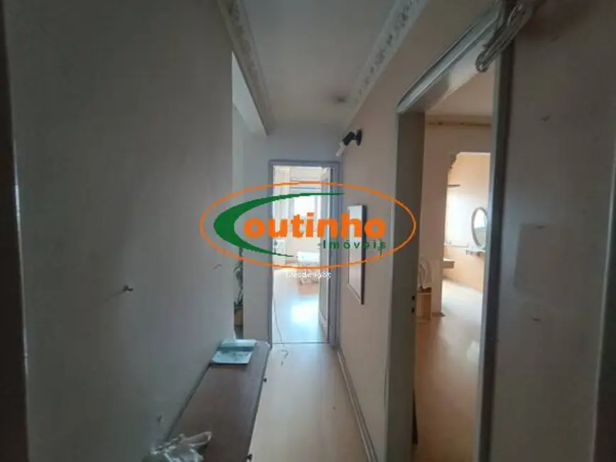 Apartamento com 3 quartos à venda, 99m2 em Tijuca, Rio De Janeiro - RJ - imagem 9 Foto 9 de Apartamento com 3 quartos à venda, 99m2 em Tijuca, Rio De Janeiro - RJ