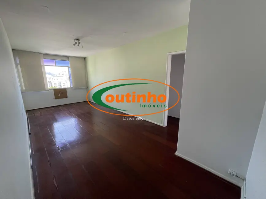 Foto 3 de Apartamento com 3 quartos à venda, 90m2 em Tijuca, Rio De Janeiro - RJ