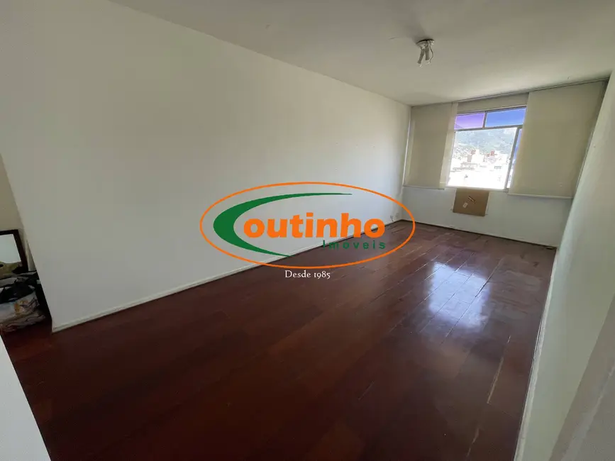 Foto 2 de Apartamento com 3 quartos à venda, 90m2 em Tijuca, Rio De Janeiro - RJ