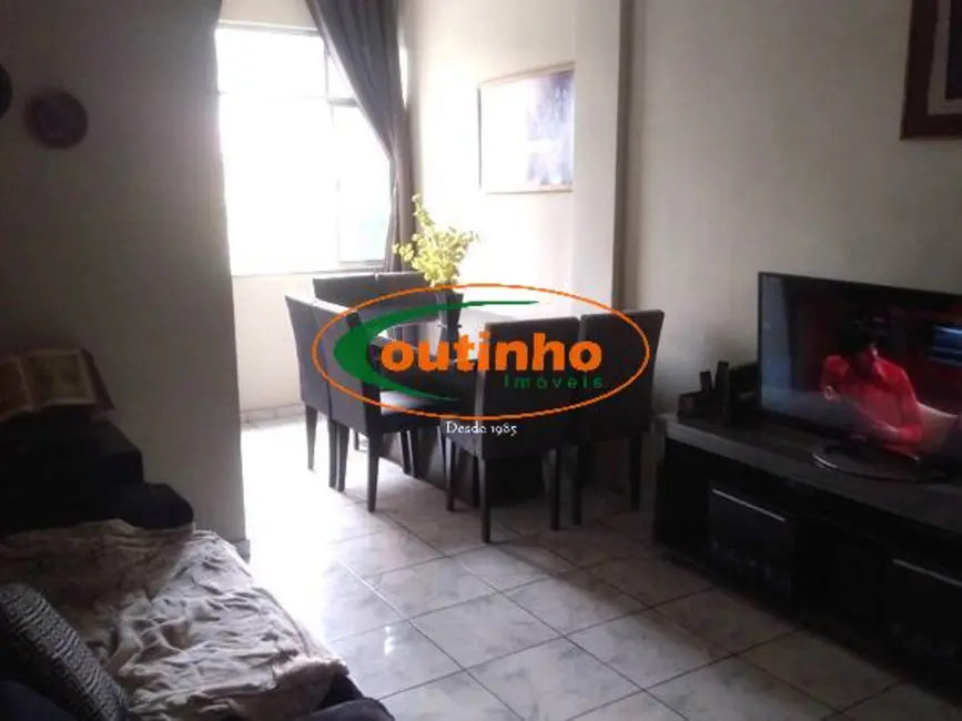 Apartamento com 2 quartos à venda, 65m2 em Vila Isabel, Rio De Janeiro - RJ - imagem 2 Foto 2 de Apartamento com 2 quartos à venda, 65m2 em Vila Isabel, Rio De Janeiro - RJ