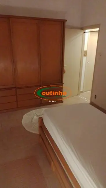 Apartamento com 3 quartos à venda, 80m2 em Tijuca, Rio De Janeiro - RJ - imagem 6 Foto 6 de Apartamento com 3 quartos à venda, 80m2 em Tijuca, Rio De Janeiro - RJ