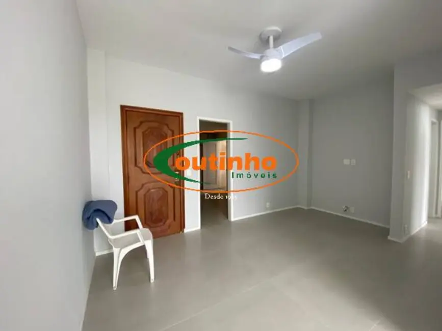 Foto 2 de Apartamento com 3 quartos à venda, 95m2 em Tijuca, Rio De Janeiro - RJ