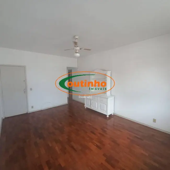 Apartamento com 2 quartos à venda, 80m2 em Tijuca, Rio De Janeiro - RJ - imagem 6 Foto 6 de Apartamento com 2 quartos à venda, 80m2 em Tijuca, Rio De Janeiro - RJ