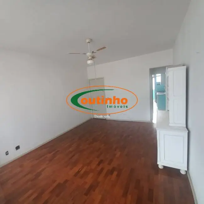 Apartamento com 2 quartos à venda, 80m2 em Tijuca, Rio De Janeiro - RJ - imagem 7 Foto 7 de Apartamento com 2 quartos à venda, 80m2 em Tijuca, Rio De Janeiro - RJ