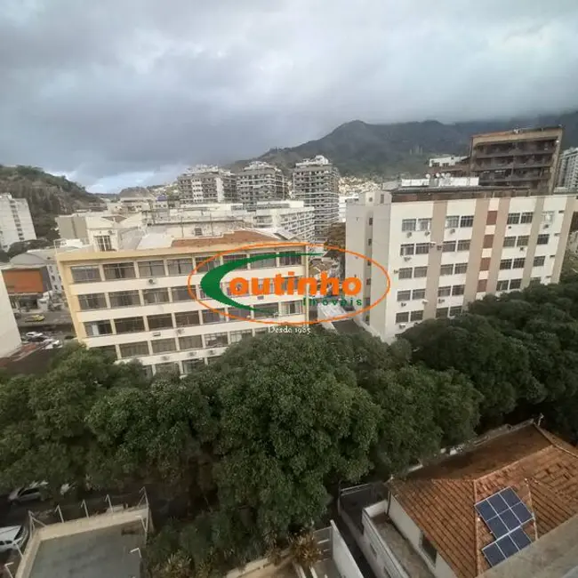 Apartamento com 2 quartos à venda, 80m2 em Tijuca, Rio De Janeiro - RJ - imagem 9 Foto 9 de Apartamento com 2 quartos à venda, 80m2 em Tijuca, Rio De Janeiro - RJ