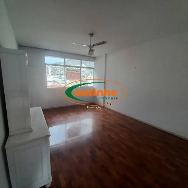 Apartamento com 2 quartos à venda, 80m2 em Tijuca, Rio De Janeiro - RJ - imagem 5 Foto 5 de Apartamento com 2 quartos à venda, 80m2 em Tijuca, Rio De Janeiro - RJ
