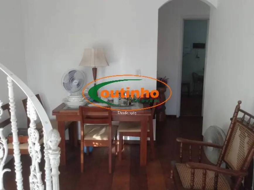 Cobertura com 2 quartos à venda, 144m2 em Tijuca, Rio De Janeiro - RJ - imagem 7 Foto 7 de Cobertura com 2 quartos à venda, 144m2 em Tijuca, Rio De Janeiro - RJ