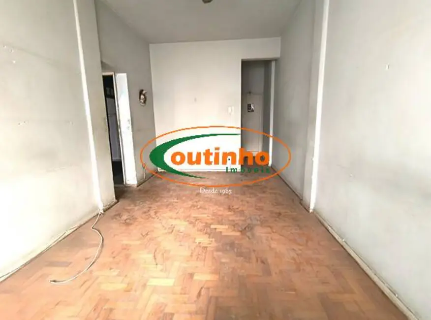 Foto 2 de Apartamento com 2 quartos à venda, 86m2 em Tijuca, Rio De Janeiro - RJ