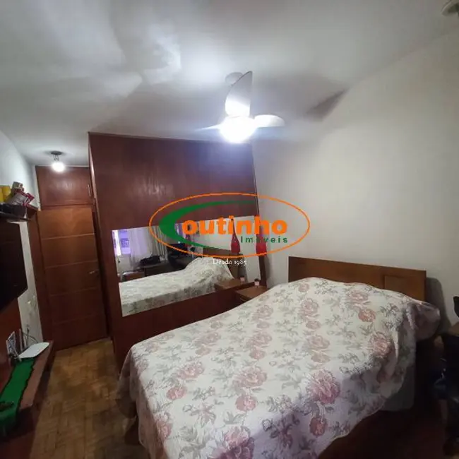 Apartamento com 3 quartos à venda, 112m2 em Tijuca, Rio De Janeiro - RJ - imagem 6 Foto 6 de Apartamento com 3 quartos à venda, 112m2 em Tijuca, Rio De Janeiro - RJ