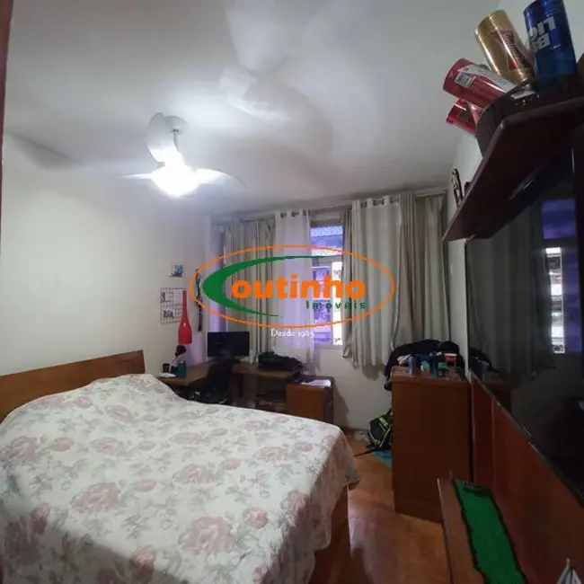 Apartamento com 3 quartos à venda, 112m2 em Tijuca, Rio De Janeiro - RJ - imagem 5 Foto 5 de Apartamento com 3 quartos à venda, 112m2 em Tijuca, Rio De Janeiro - RJ