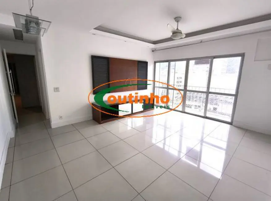 Apartamento com 3 quartos à venda, 92m2 em Tijuca, Rio De Janeiro - RJ - imagem 6 Foto 6 de Apartamento com 3 quartos à venda, 92m2 em Tijuca, Rio De Janeiro - RJ