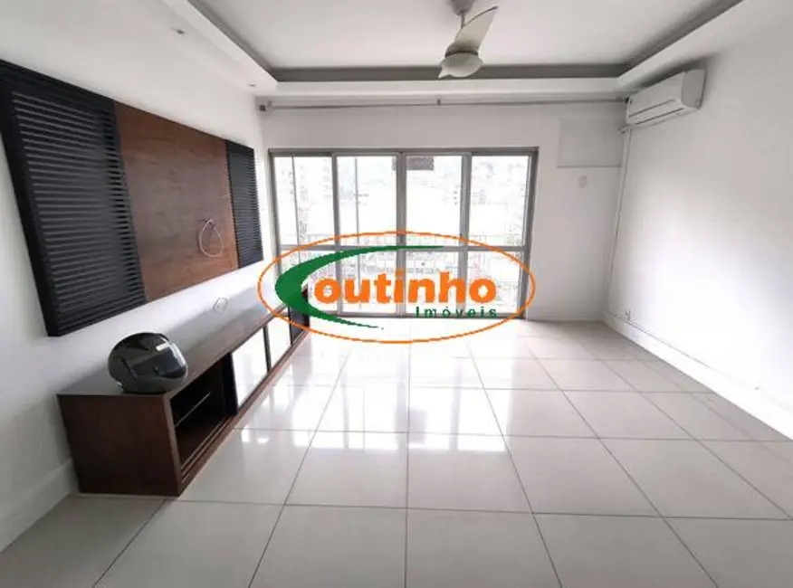 Apartamento com 3 quartos à venda, 92m2 em Tijuca, Rio De Janeiro - RJ - imagem 8 Foto 8 de Apartamento com 3 quartos à venda, 92m2 em Tijuca, Rio De Janeiro - RJ