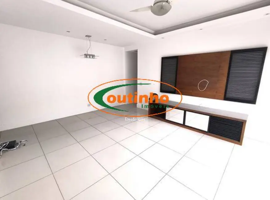 Apartamento com 3 quartos à venda, 92m2 em Tijuca, Rio De Janeiro - RJ - imagem 9 Foto 9 de Apartamento com 3 quartos à venda, 92m2 em Tijuca, Rio De Janeiro - RJ