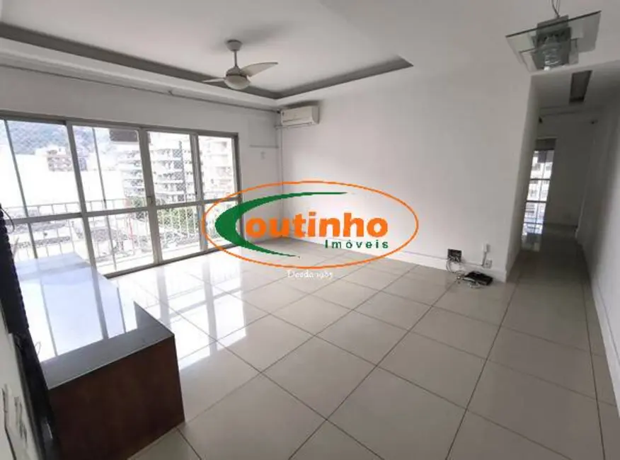 Apartamento com 3 quartos à venda, 92m2 em Tijuca, Rio De Janeiro - RJ - imagem 5 Foto 5 de Apartamento com 3 quartos à venda, 92m2 em Tijuca, Rio De Janeiro - RJ