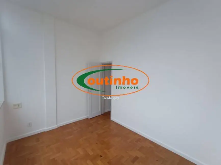 Apartamento com 3 quartos à venda, 86m2 em Tijuca, Rio De Janeiro - RJ - imagem 8 Foto 8 de Apartamento com 3 quartos à venda, 86m2 em Tijuca, Rio De Janeiro - RJ