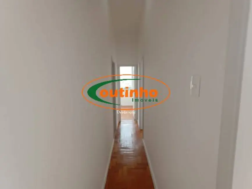 Apartamento com 3 quartos à venda, 86m2 em Tijuca, Rio De Janeiro - RJ - imagem 9 Foto 9 de Apartamento com 3 quartos à venda, 86m2 em Tijuca, Rio De Janeiro - RJ
