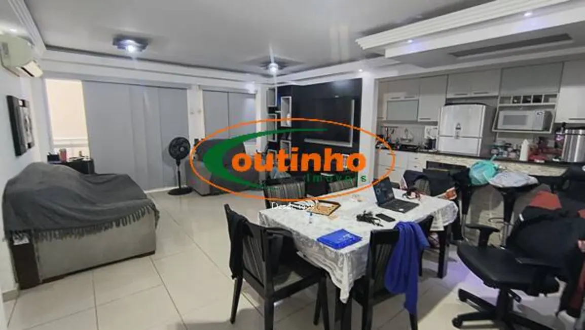 Apartamento com 2 quartos à venda, 81m2 em Tijuca, Rio De Janeiro - RJ - imagem 4 Foto 4 de Apartamento com 2 quartos à venda, 81m2 em Tijuca, Rio De Janeiro - RJ