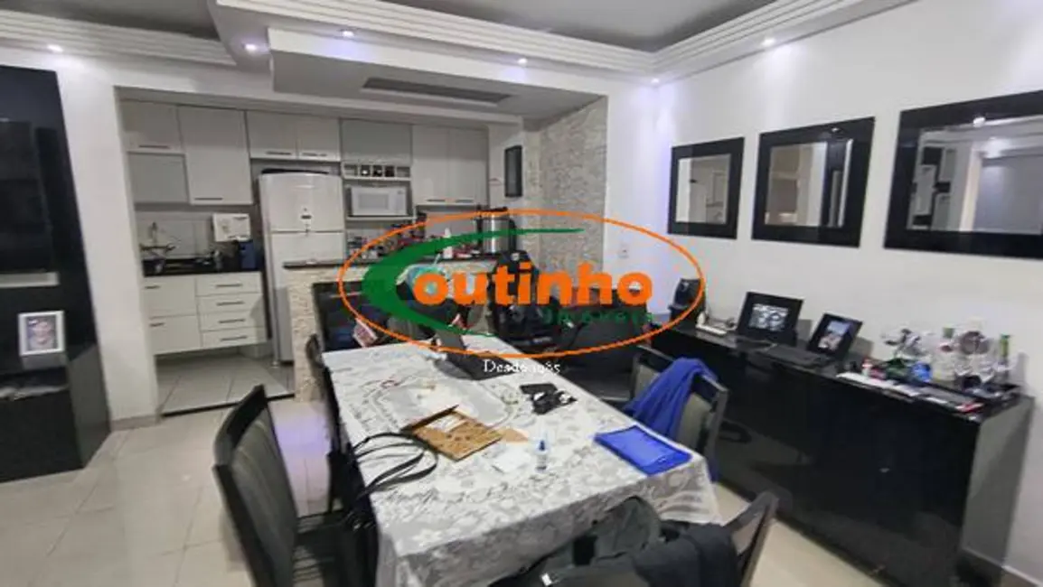 Apartamento com 2 quartos à venda, 81m2 em Tijuca, Rio De Janeiro - RJ - imagem 6 Foto 6 de Apartamento com 2 quartos à venda, 81m2 em Tijuca, Rio De Janeiro - RJ