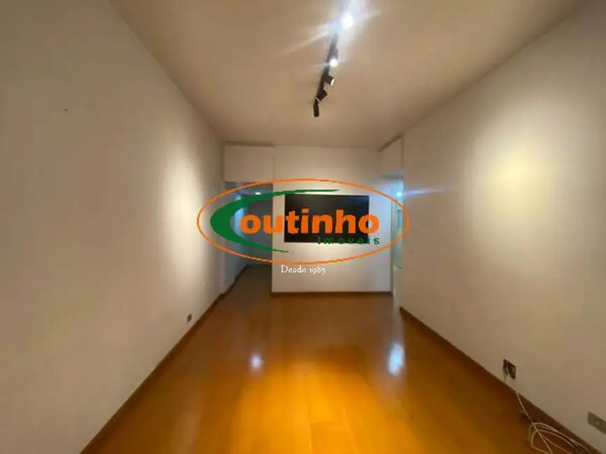 Foto 8 de Apartamento com 2 quartos à venda, 56m2 em Tijuca, Rio De Janeiro - RJ