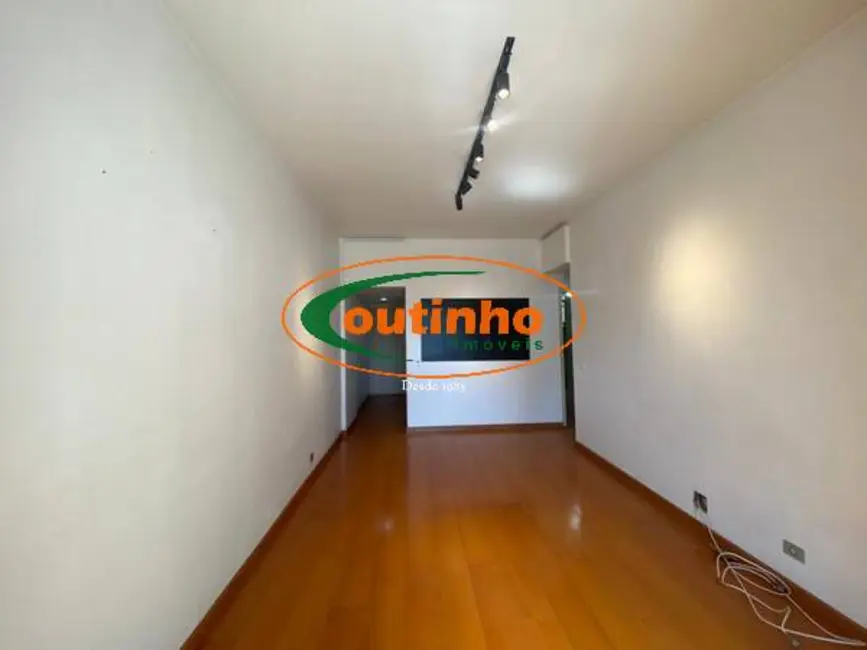 Foto 6 de Apartamento com 2 quartos à venda, 56m2 em Tijuca, Rio De Janeiro - RJ