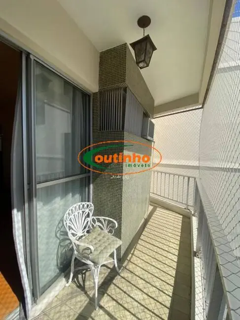 Foto 3 de Apartamento com 2 quartos à venda, 56m2 em Tijuca, Rio De Janeiro - RJ