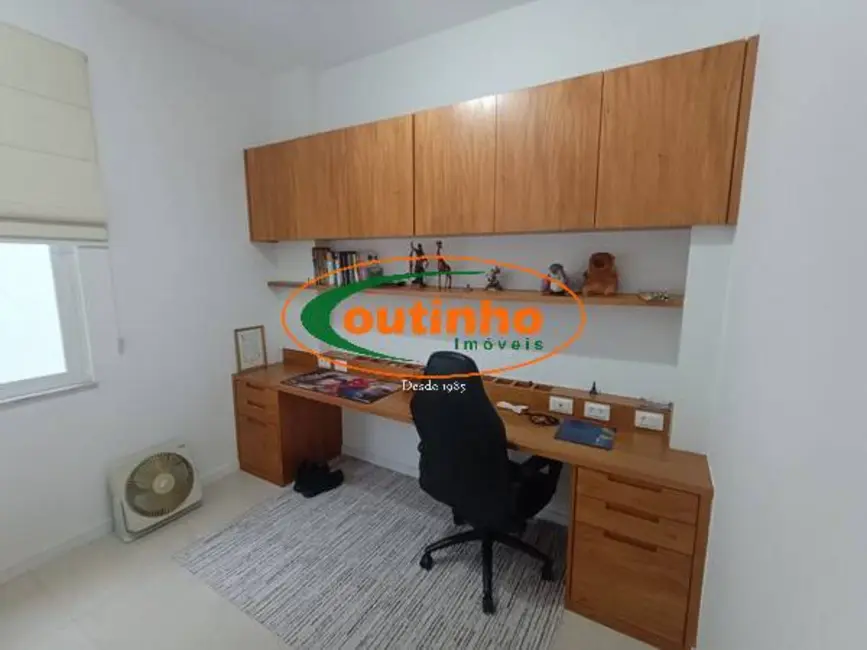 Foto 9 de Apartamento com 2 quartos à venda, 74m2 em Tijuca, Rio De Janeiro - RJ