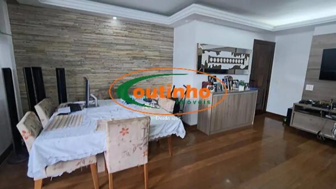 Apartamento com 3 quartos à venda, 124m2 em Tijuca, Rio De Janeiro - RJ - imagem 5 Foto 5 de Apartamento com 3 quartos à venda, 124m2 em Tijuca, Rio De Janeiro - RJ
