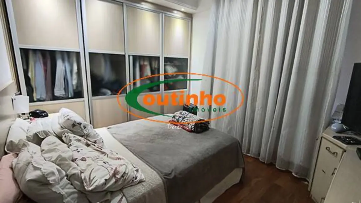 Apartamento com 3 quartos à venda, 124m2 em Tijuca, Rio De Janeiro - RJ - imagem 9 Foto 9 de Apartamento com 3 quartos à venda, 124m2 em Tijuca, Rio De Janeiro - RJ