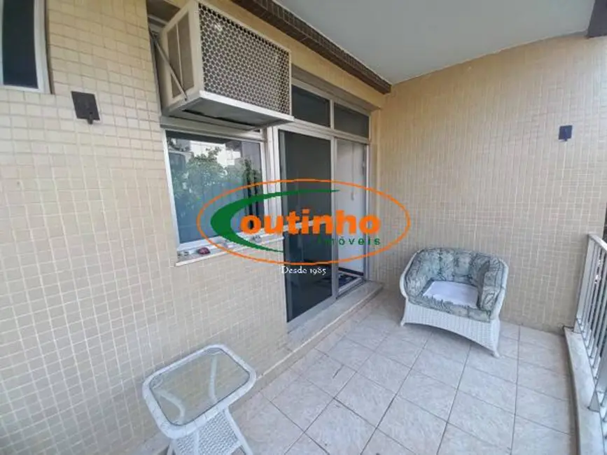 Apartamento com 3 quartos à venda, 124m2 em Maracanã, Rio De Janeiro - RJ - imagem 2 Foto 2 de Apartamento com 3 quartos à venda, 124m2 em Maracanã, Rio De Janeiro - RJ
