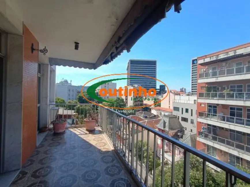 Foto 2 de Apartamento com 3 quartos à venda, 133m2 em Tijuca, Rio De Janeiro - RJ